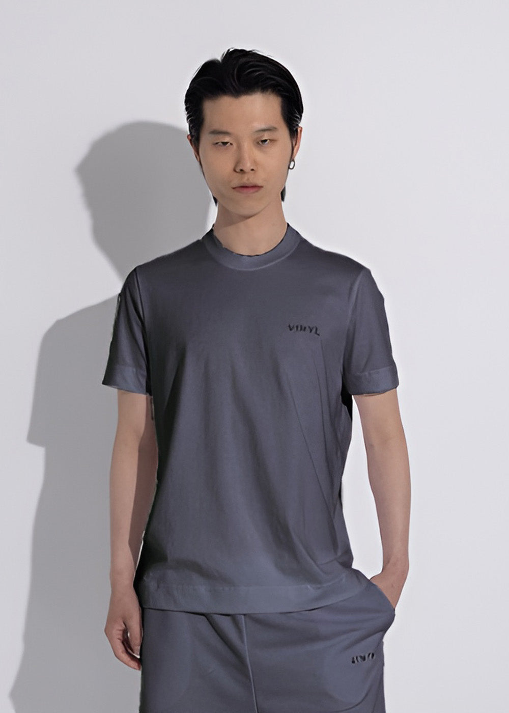 Vinyl μπλουζα με κέντημα γκρι cotton regular fit - needlecraft logo tee