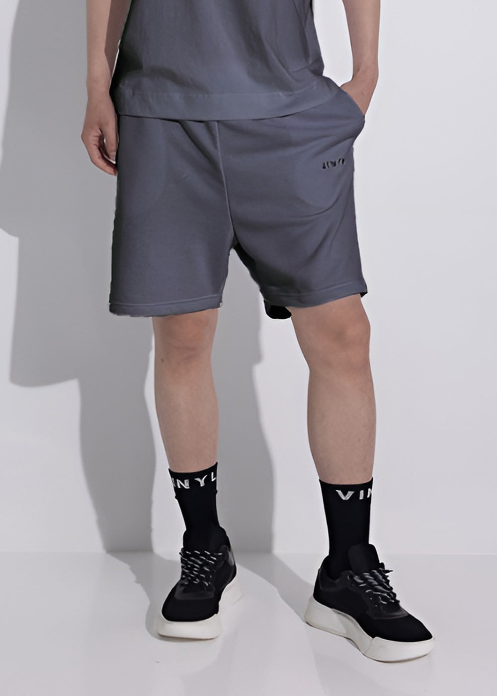 Vinyl βερμουδα με κεντημα γκρι cotton regular fit - needlecraft logo shorts