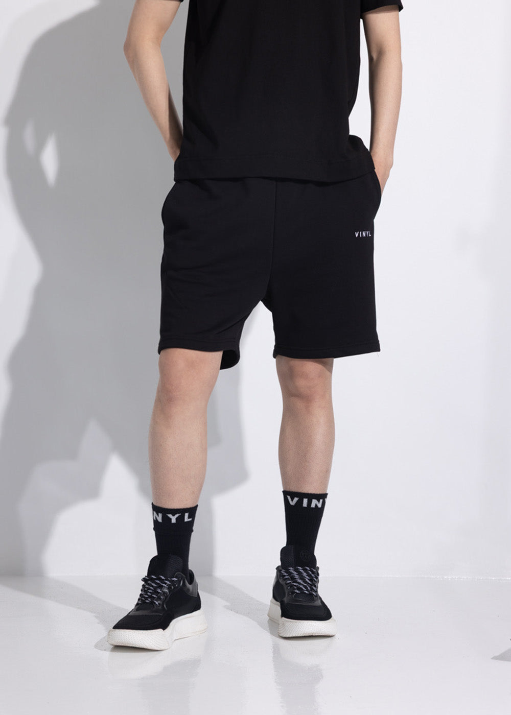 Vinyl βερμουδα με κεντημα μαυρη cotton regular fit - needlecraft logo shorts