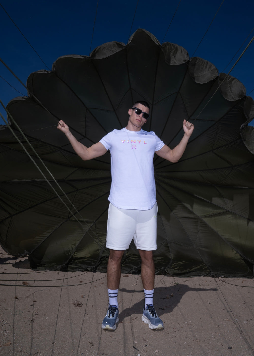 Μπλουζα με αναγλυφο τυπωμα long line λευκη cotton regular fit ανδρικη