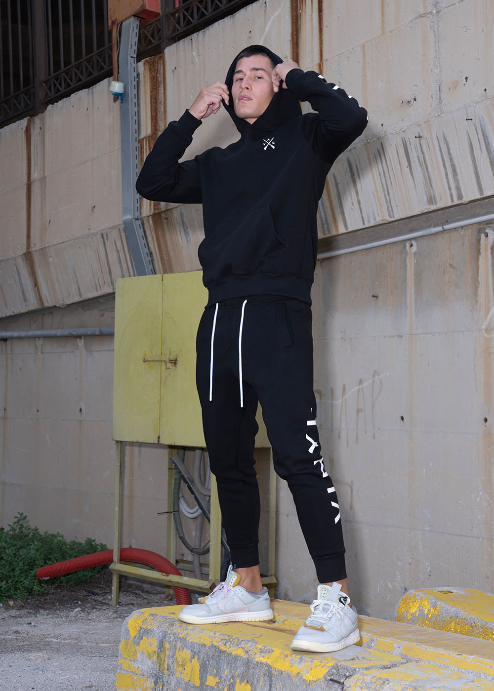 Vinyl φουτερ μαυρο με τυπωμα cotton regular fit ανδρικο