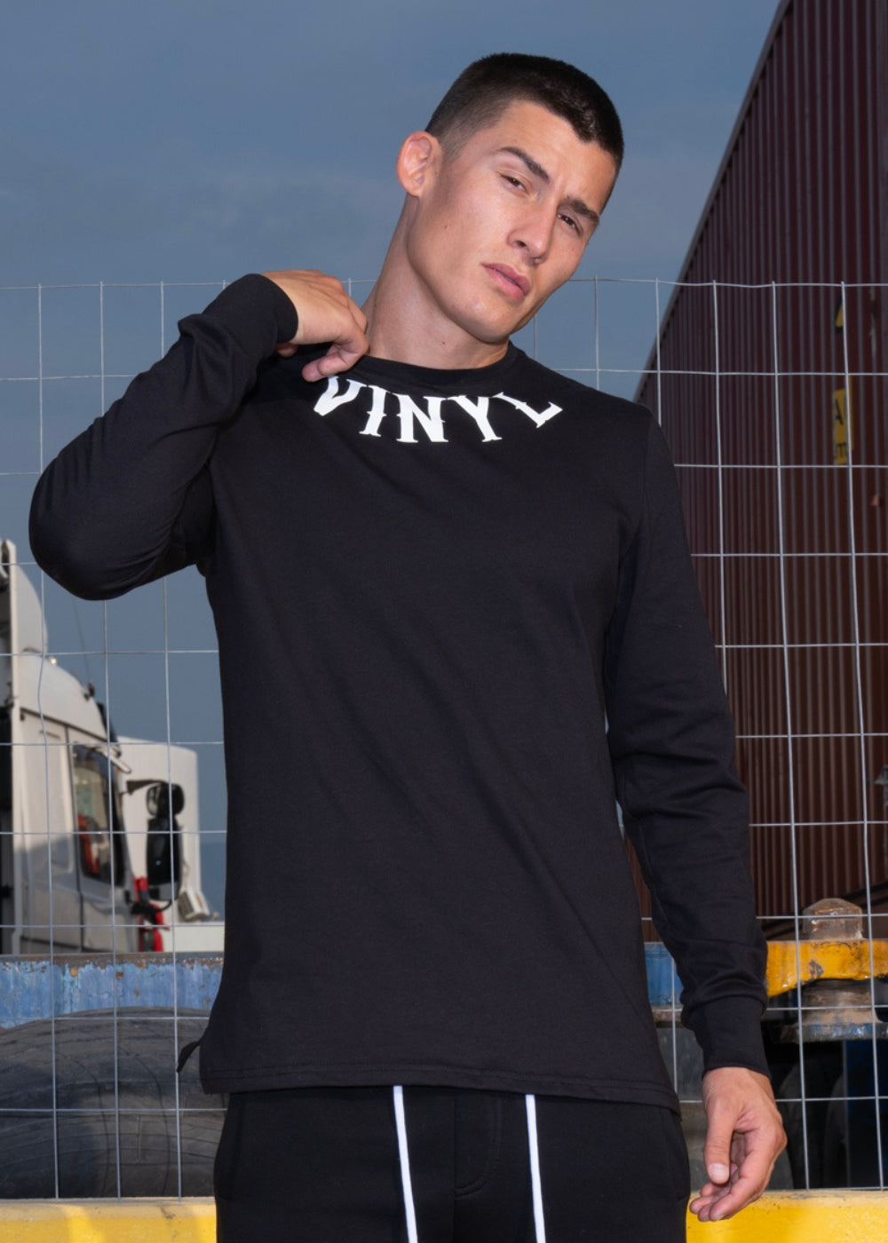 Vinyl μπλουζα μαυρη με τυπωμα cotton regular fit ανδρικη