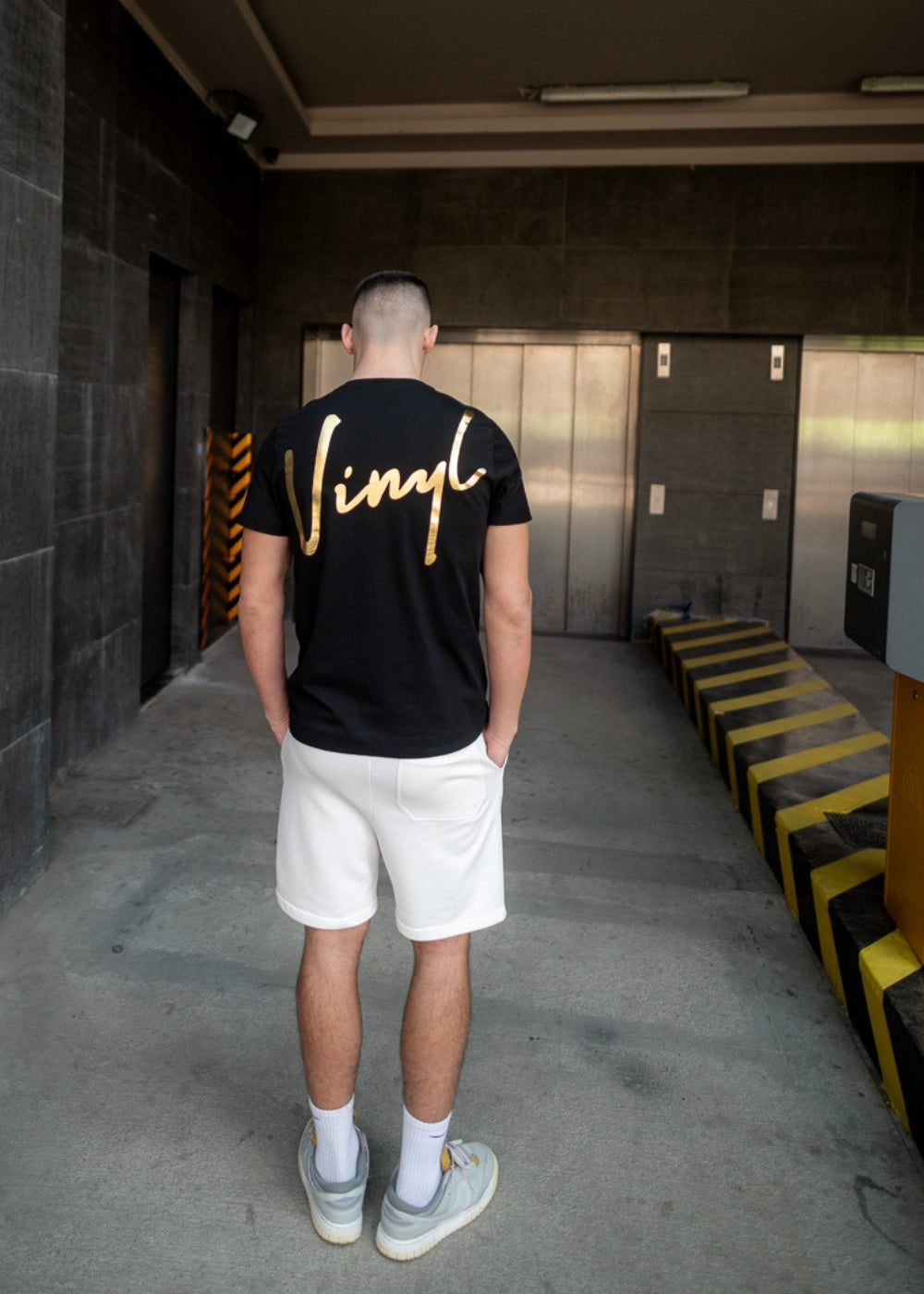 Vinyl μπλουζα με τυπωμα μαυρη cotton regular fit ανδρικη