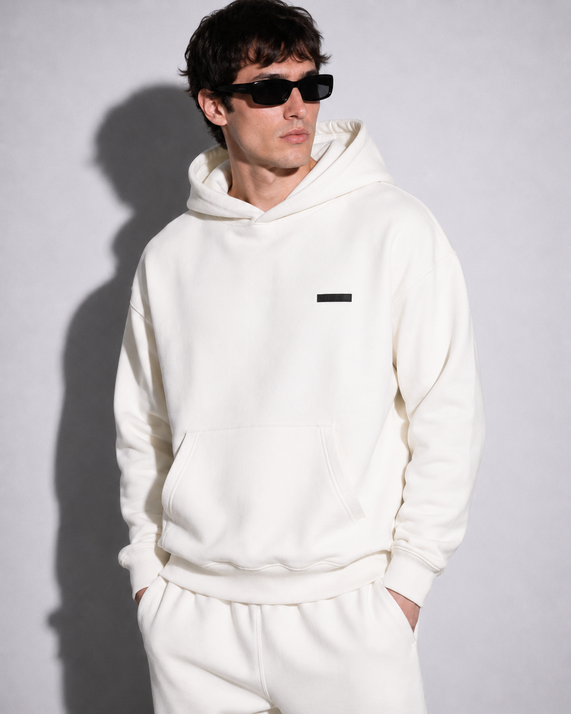 Modern basic hoodie white