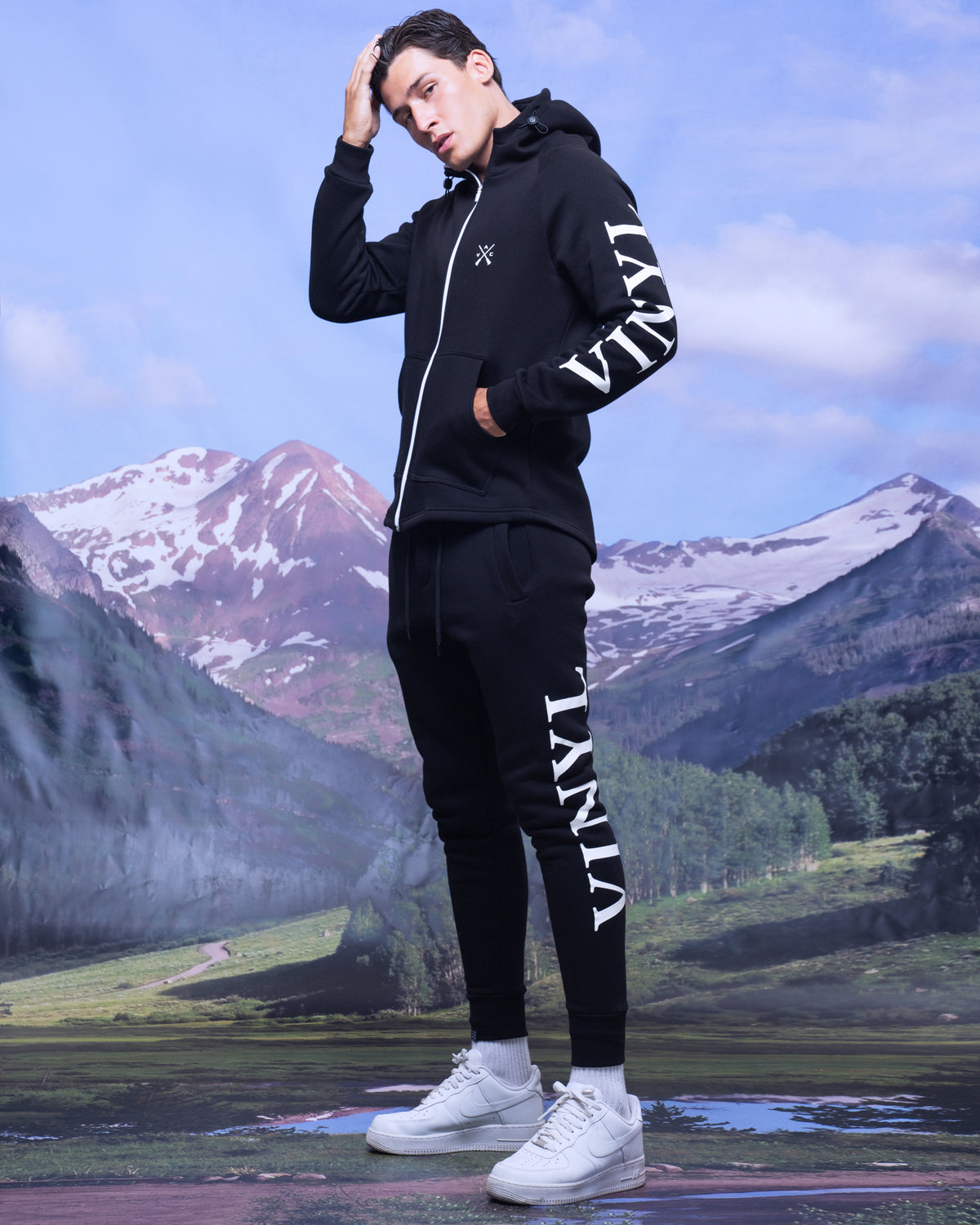 Vinyl tracksuit black with print cotton regular fit - side logo sweatpant