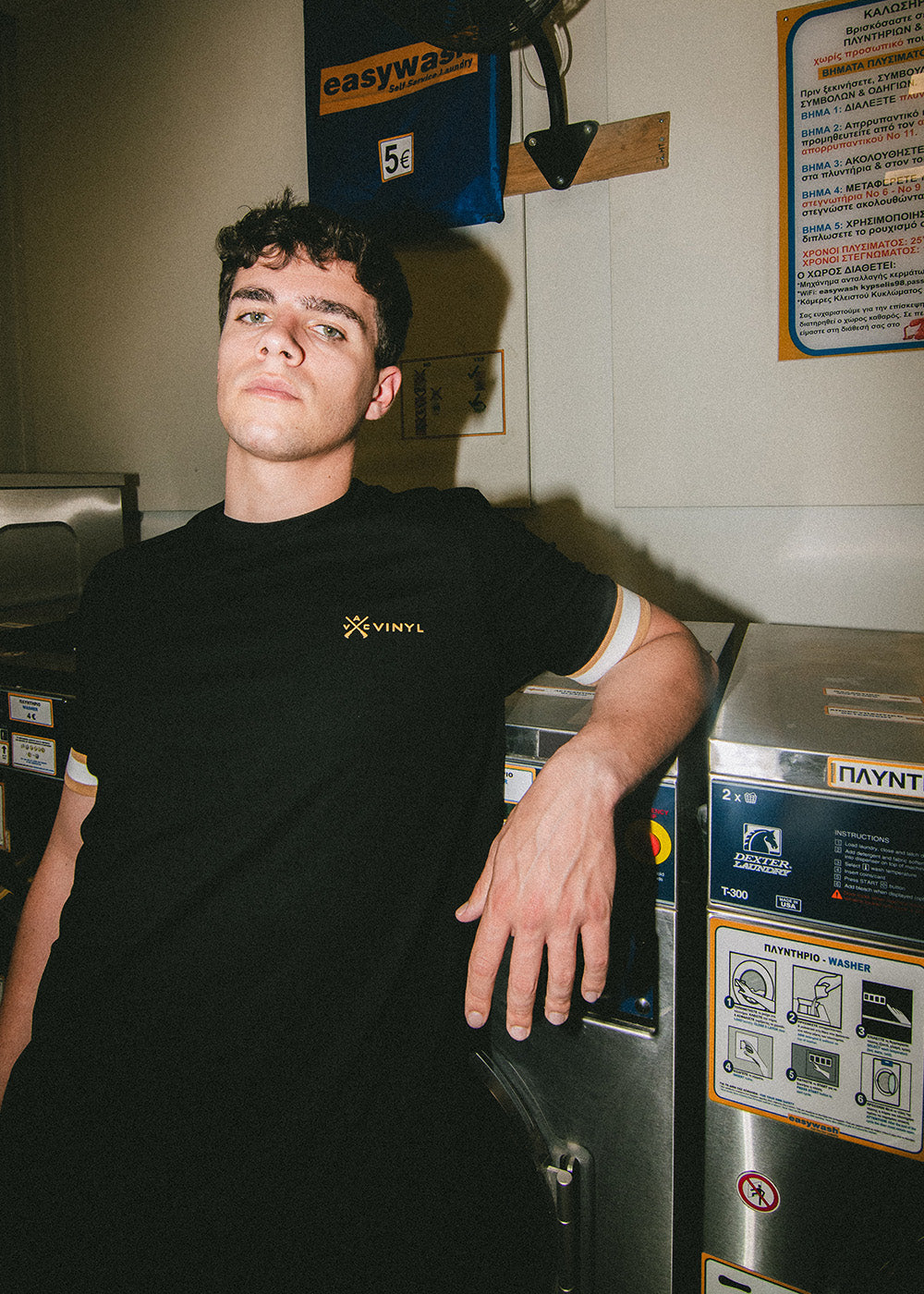 Vinyl μπλουζα με λαστιχο μαυρη cotton long line regular fit - t-shirt with gold elastic cuff