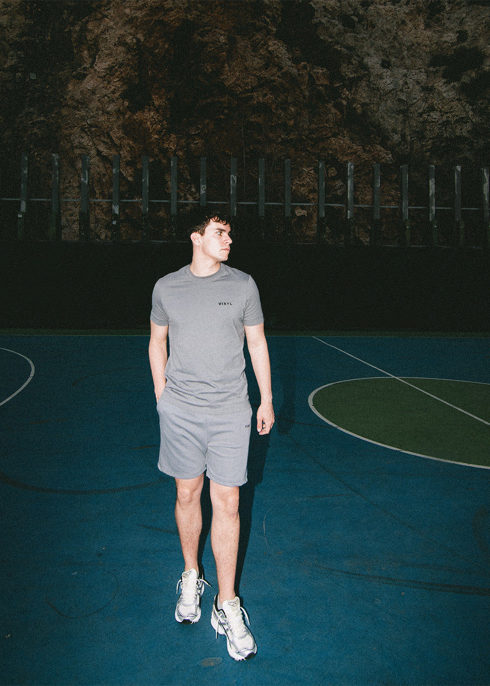 Vinyl βερμουδα με κεντημα γκρι cotton regular fit - needlecraft logo shorts