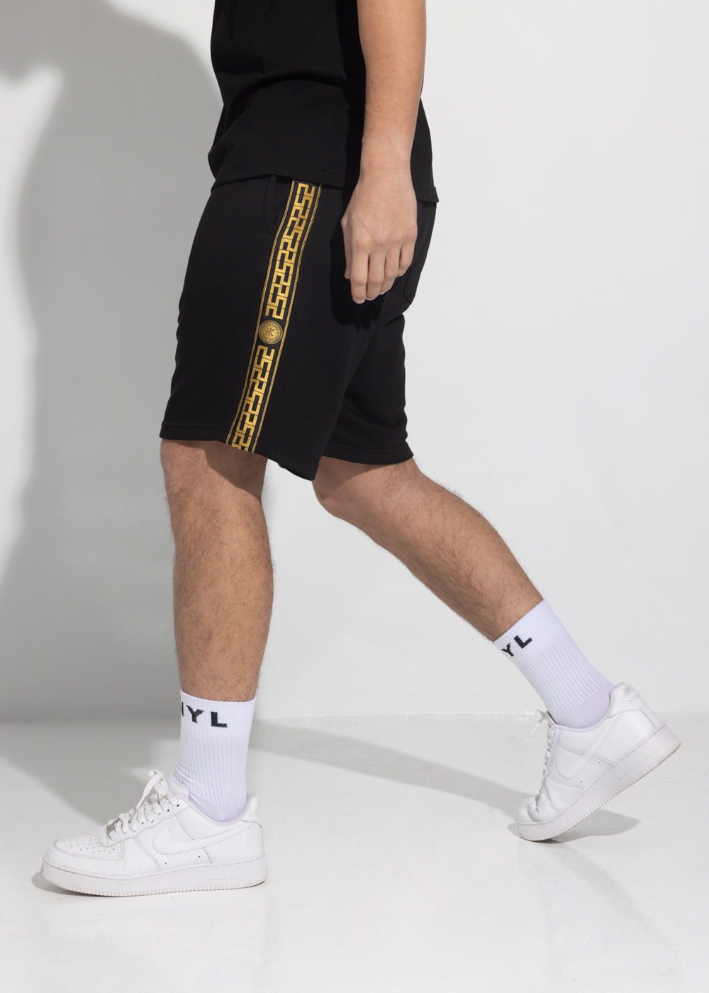 Vinyl βερμουδα με τρεσα μαυρη cotton regular fit - gold taped shorts