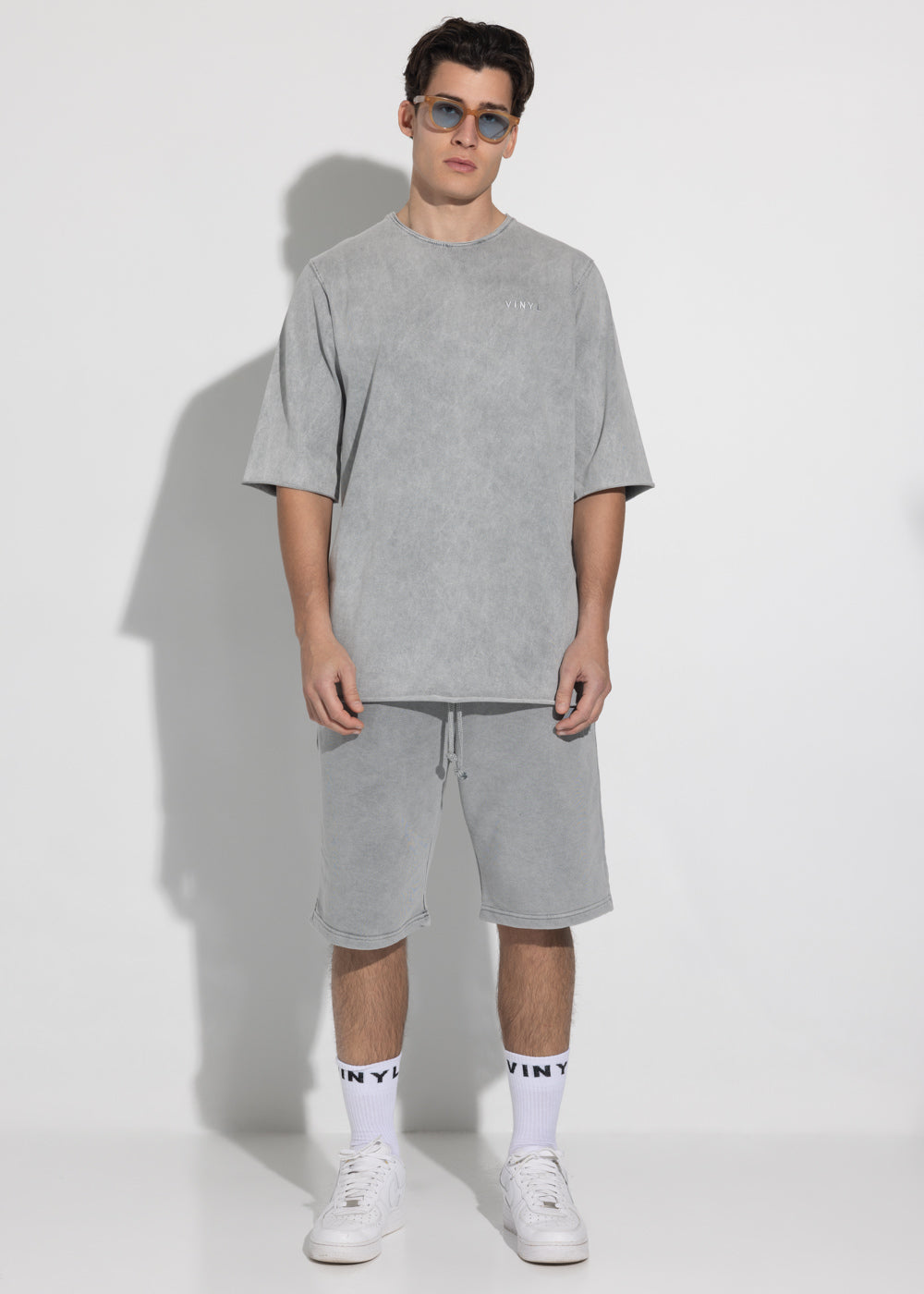 Vinyl βερμουδα με κεντημα γκρι cotton regular fit - premium washed shorts