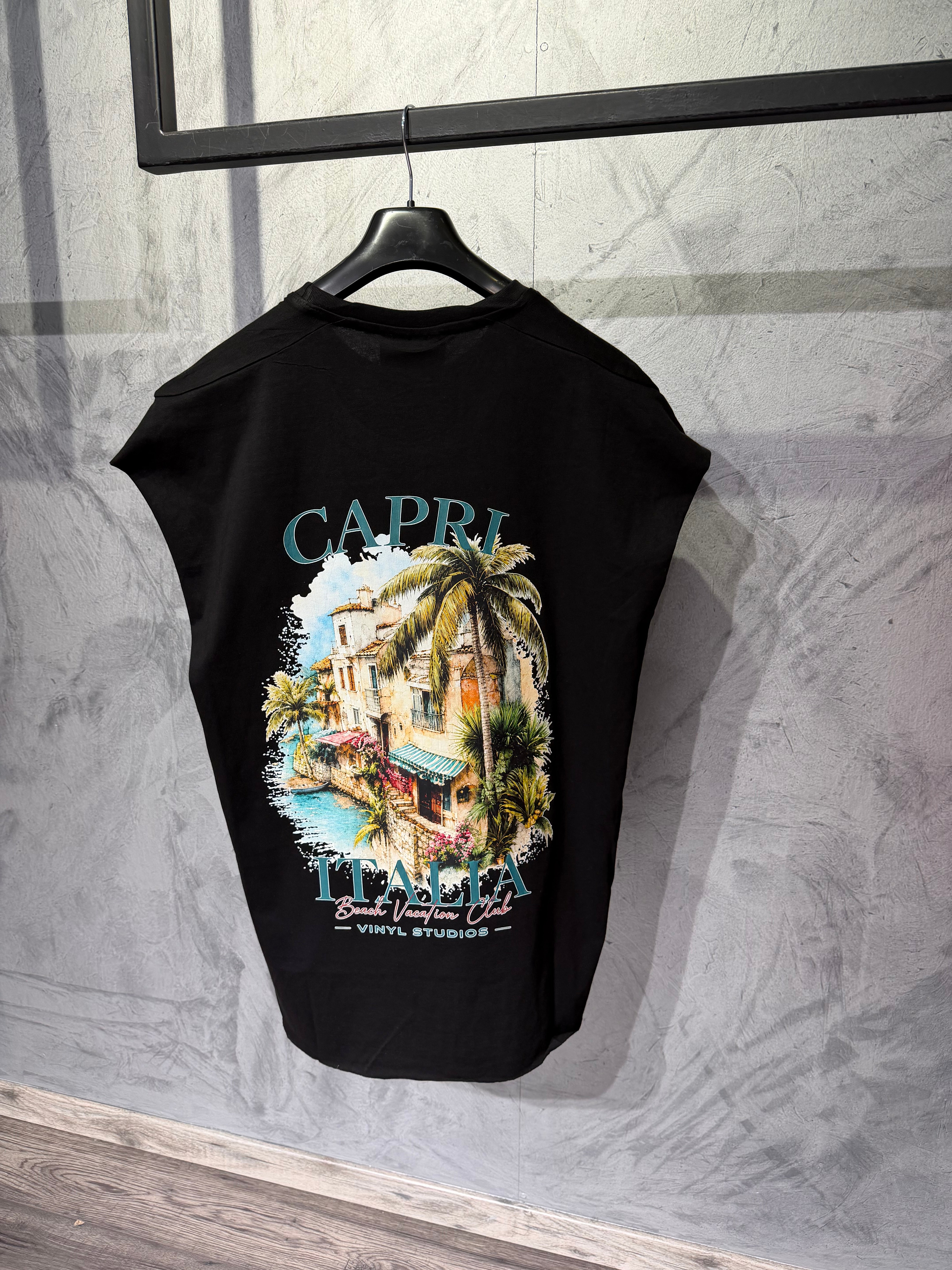 Vinyl sleeveless tee capri italia resort black - oversized