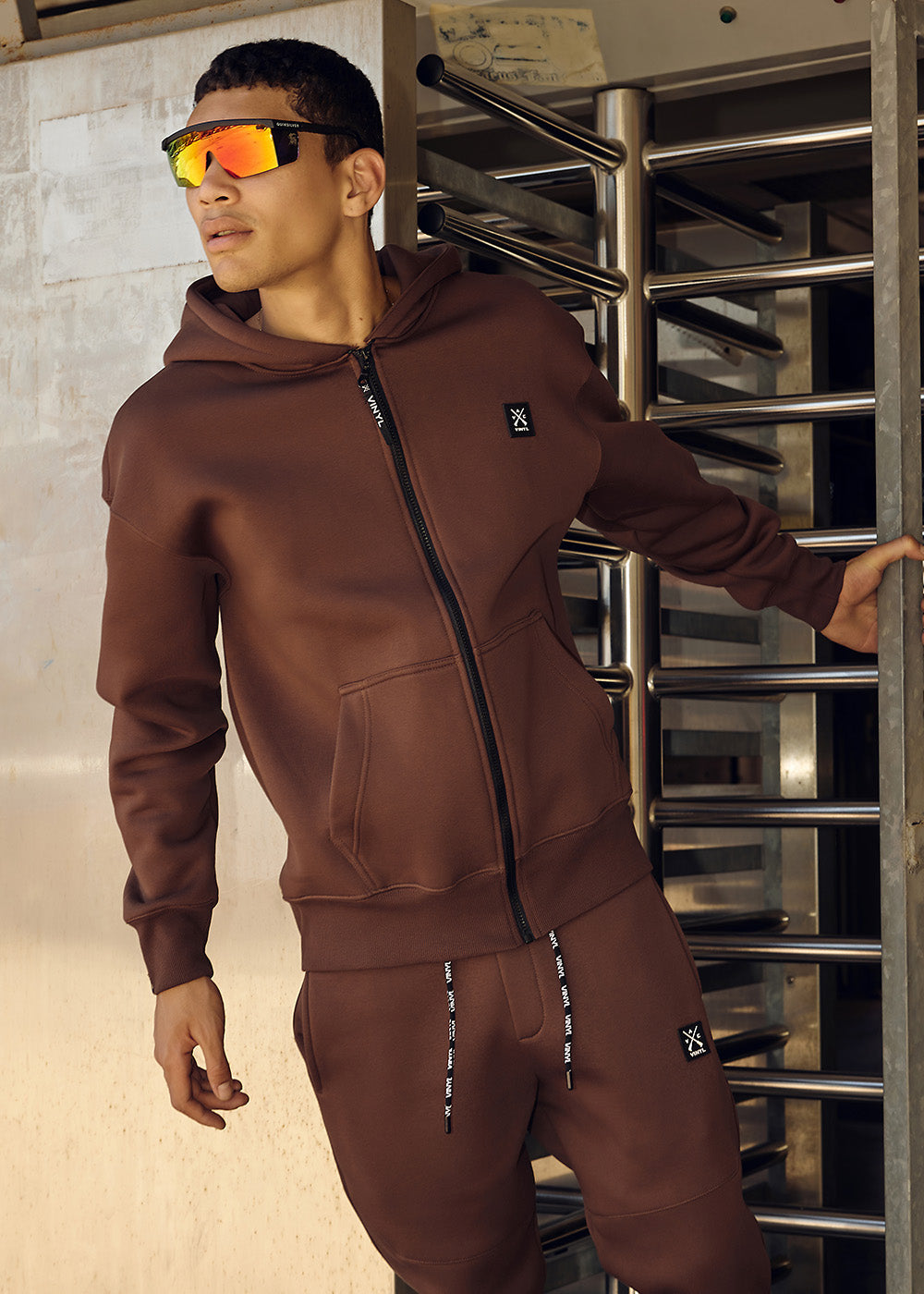 Vinyl σετ ζακετα και φορμα - off duty brown set