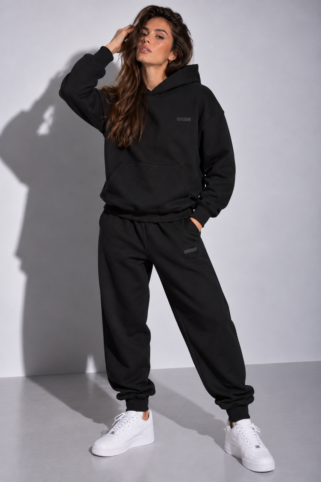 Modern basic hoodie black woman