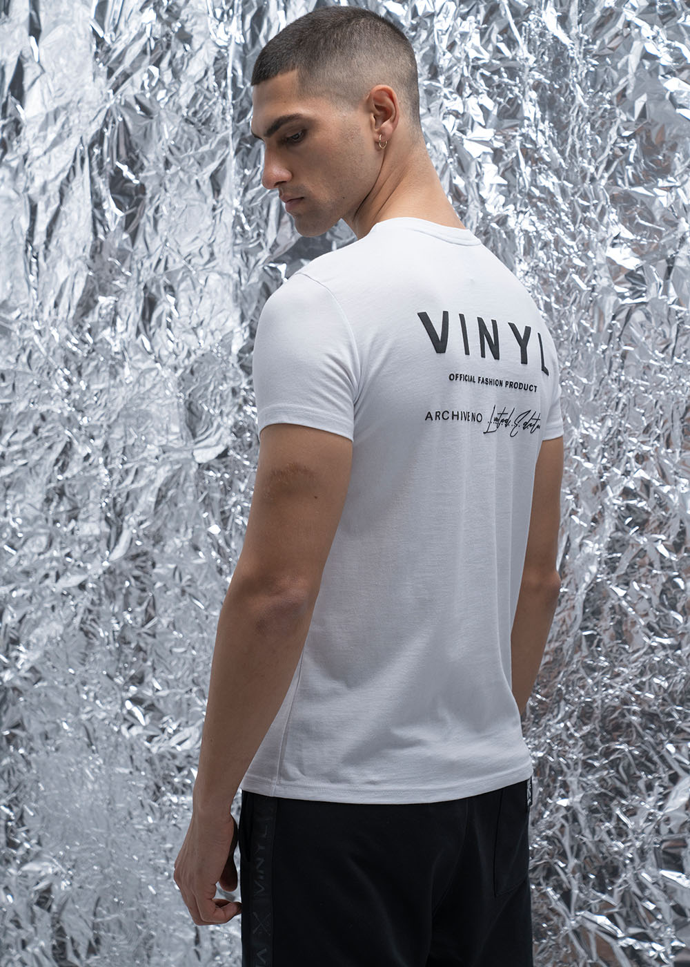 Vinyl μπλουζα με τυπωμα λευκη cotton regular fit ανδρικη