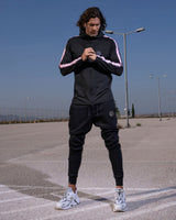 VINYL Ζακέτα μαύρη με ρίγα στο μανίκι - Full-zip hoodie with colored stripe