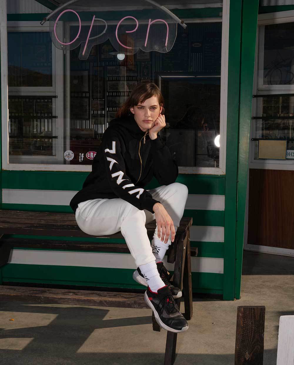 VINYL Ζακετα μαυρη - Gold back logo hoodie with full zip